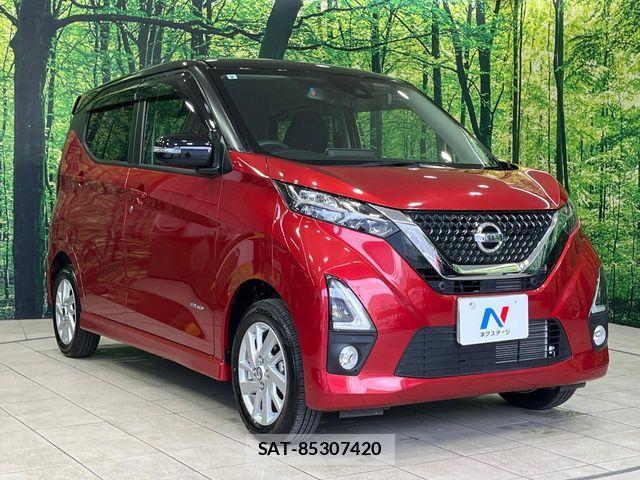 Nissan DAYZ 2019-09 7217368-15