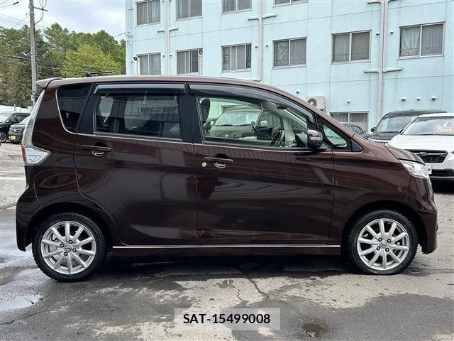 Nissan DAYZ 2016-03 7453922-2