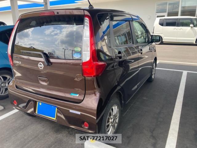 Nissan DAYZ 2015-06 7616141-4