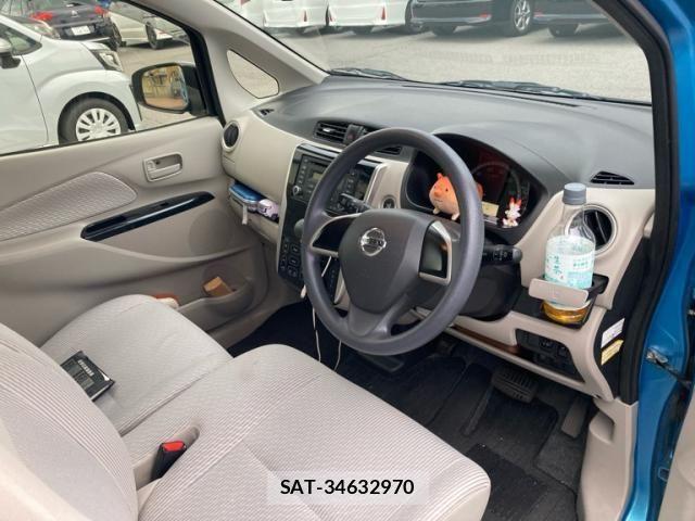 Nissan DAYZ 2015-08 7978992-9