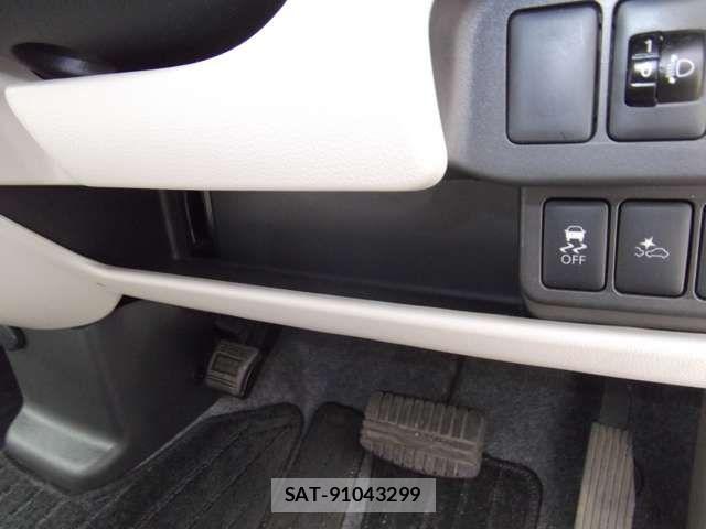 Nissan DAYZ 2015-06 7978990-18