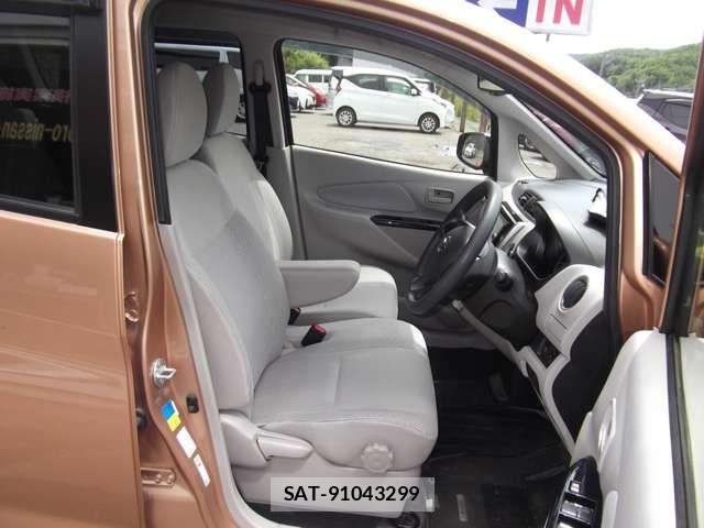 Nissan DAYZ 2015-06 7978990-7