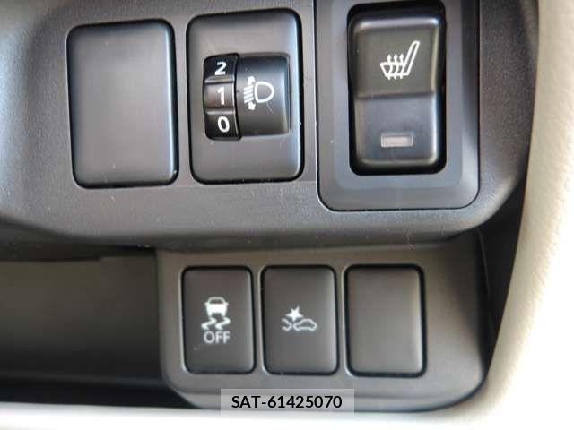 Nissan DAYZ 2016-04 7978989-12