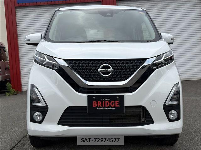 Nissan DAYZ 2019-03 8035239-13