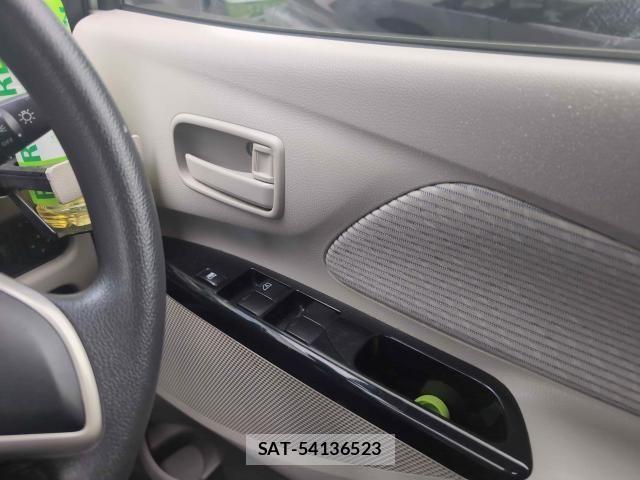 Nissan DAYZ 2014-01 8098839-7