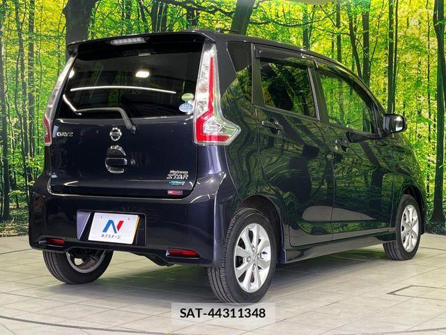 Nissan DAYZ 2017-01 8129739-16