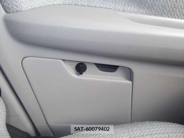 Nissan DAYZ 2021-10 8207251-23