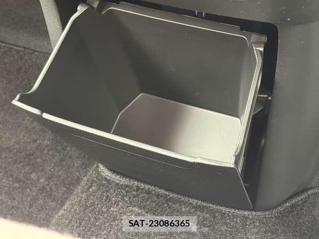 Nissan DAYZ 2022-12 8207244-17