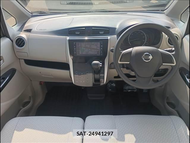 Nissan DAYZ 2015-03 8365536-2