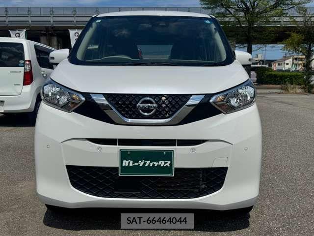 Nissan DAYZ 2022-01 8371595-6