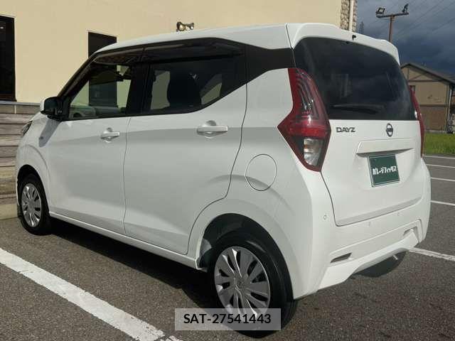 Nissan DAYZ 2021-06 8371597-11