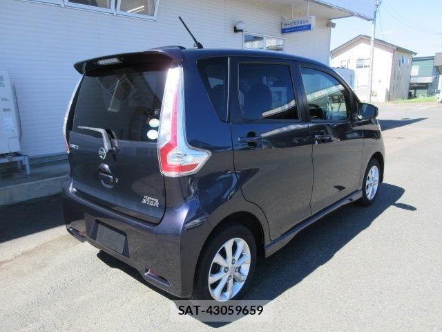 Nissan DAYZ 2017-07 8457345-4