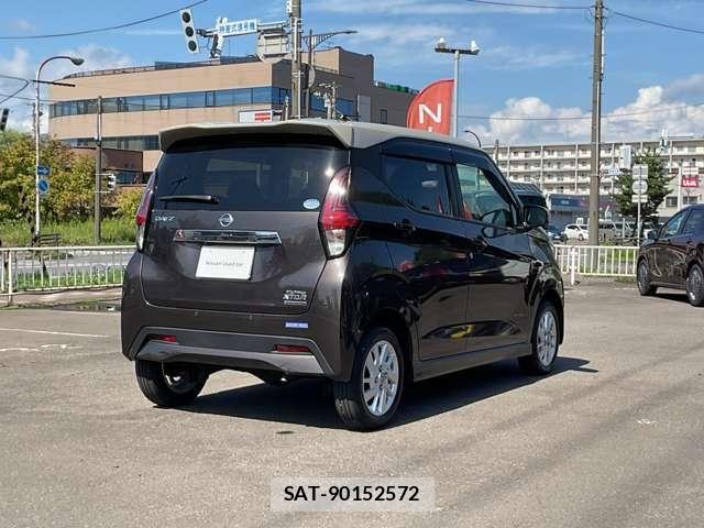 Nissan DAYZ 2021-09 8658717-1