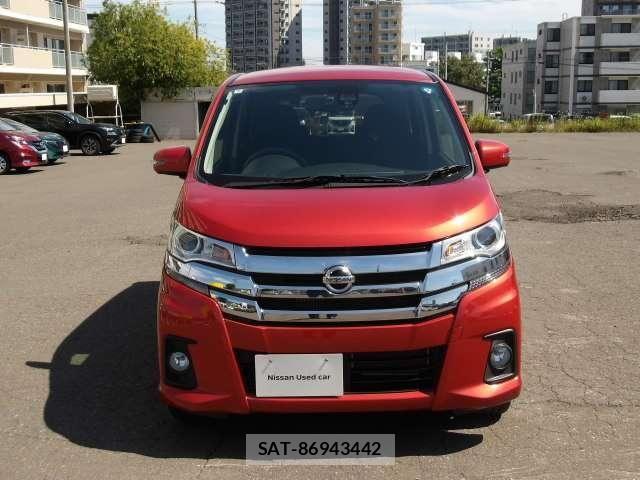 Nissan DAYZ 2016-03 8658721-23