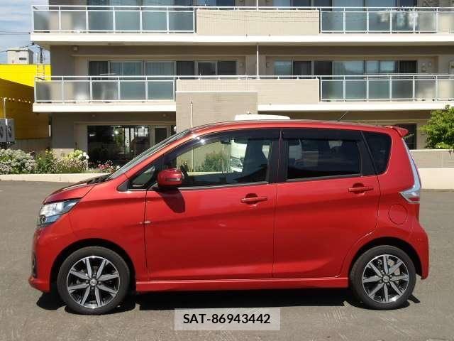 Nissan DAYZ 2016-03 8658721-24