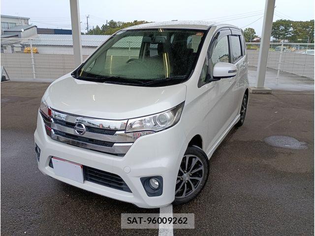 Nissan DAYZ 2013-08 8685445-0