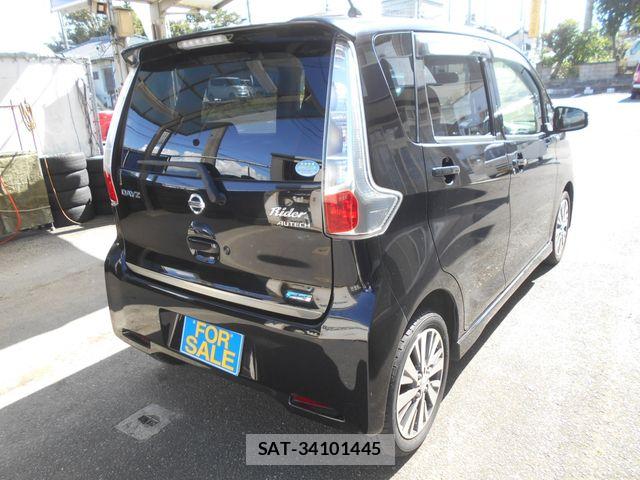 Nissan DAYZ 2013-12 8741660-5