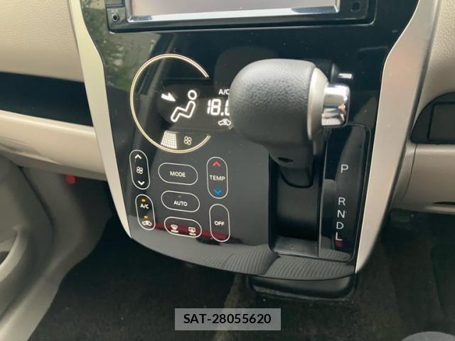 Nissan DAYZ 2013-09 8795758-13