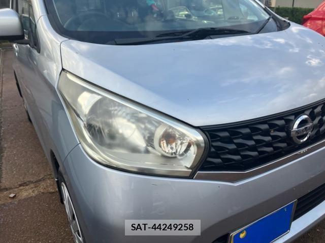 Nissan DAYZ 2013-10 8828660-1