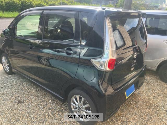 Nissan DAYZ 2015-09 8828659-7