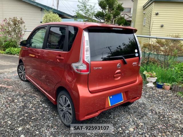 Nissan DAYZ 2017-12 8879440-6