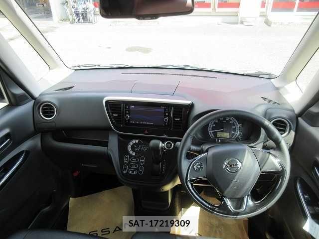 Nissan DAYZ 2018-11 1235650-1