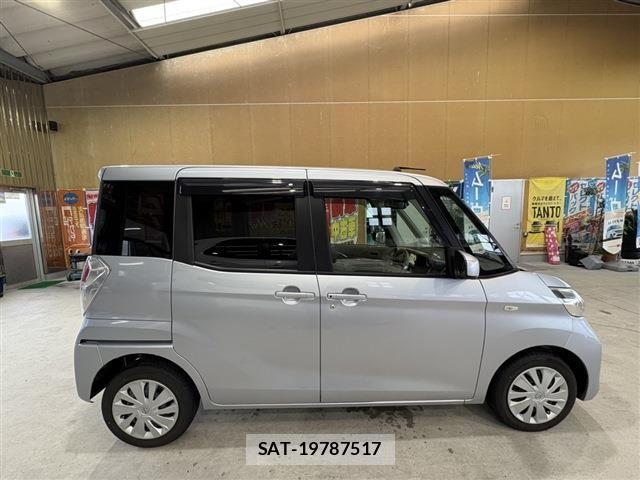 Nissan DAYZ 2014-09 2078369-1