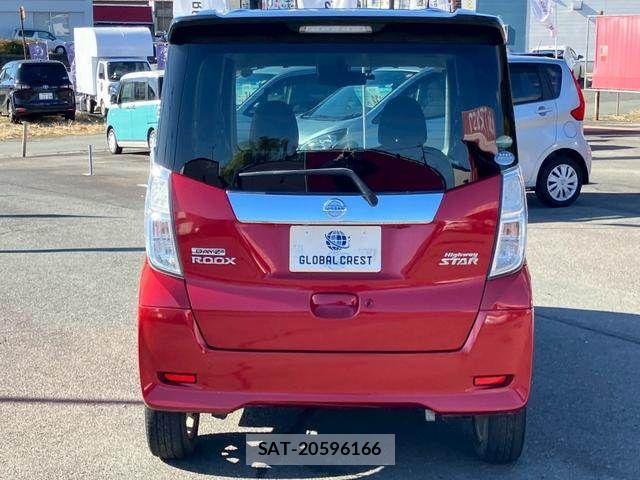 Nissan DAYZ 2017-05 2247421-6