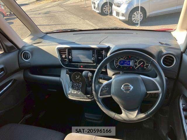 Nissan DAYZ 2017-05 2247421-8