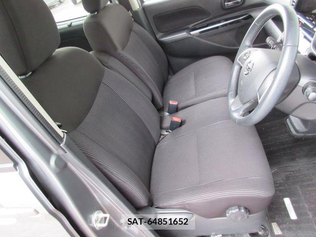 Nissan DAYZ 2018-05 4240518-23