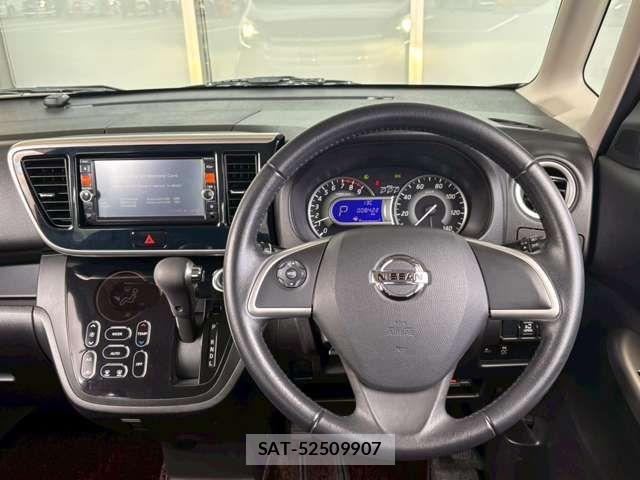 Nissan DAYZ 2015-03 4322846-6