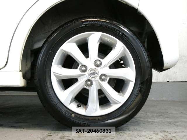 Nissan DAYZ 2017-03 4392153-17