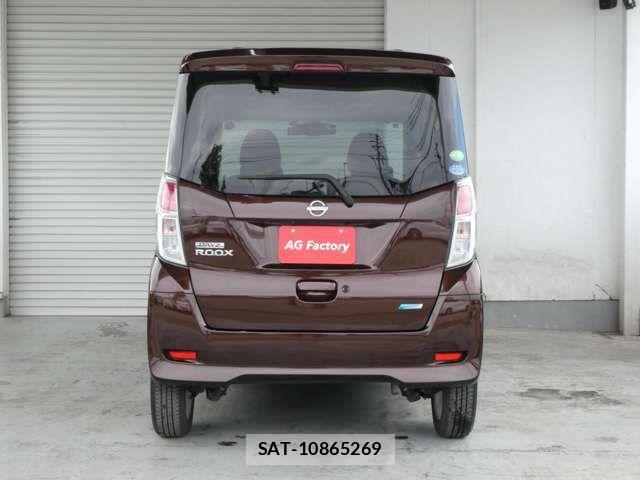 Nissan DAYZ 2016-08 4392147-3