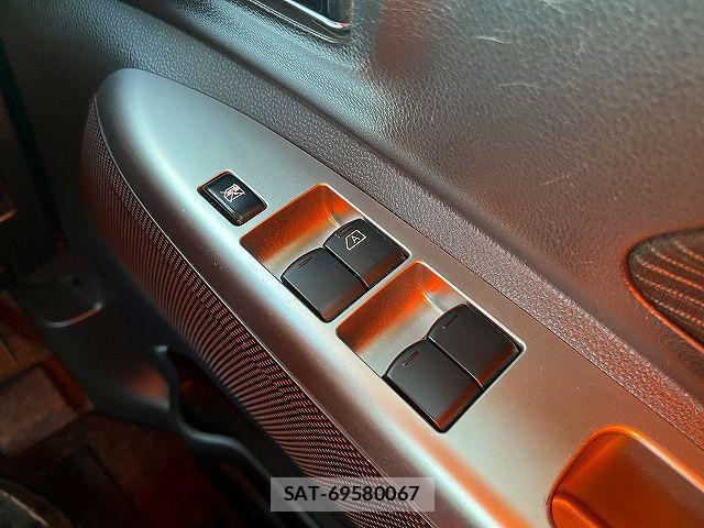 Nissan DAYZ ROOX 2014-09 4752870-11