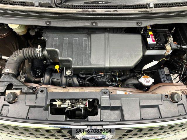 Nissan DAYZ ROOX 2017-03 4752871-17