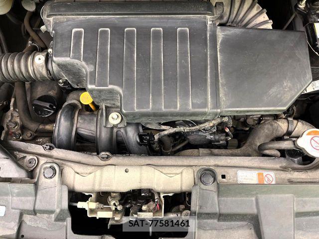 Nissan DAYZ ROOX 2015-06 5866442-17