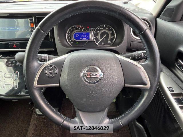 Nissan DAYZ ROOX 2014-05 5866418-11