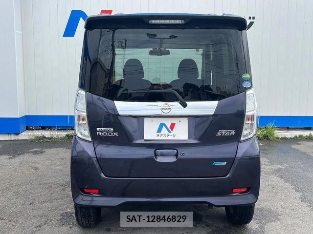 Nissan DAYZ ROOX 2014-05 5866418-15