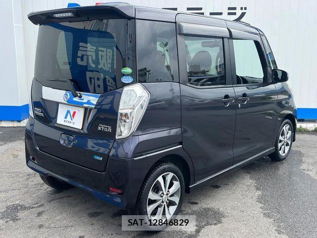 Nissan DAYZ ROOX 2014-05 5866418-17