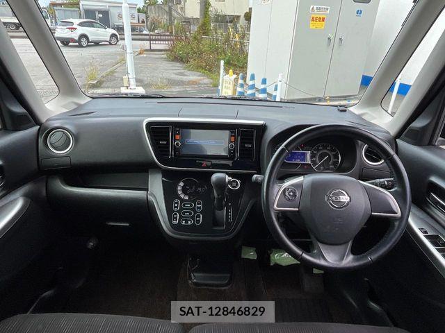 Nissan DAYZ ROOX 2014-05 5866418-1