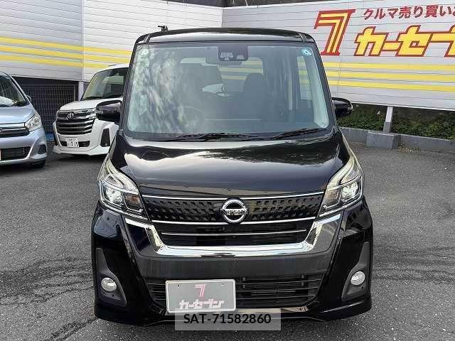 Nissan DAYZ ROOX 2017-04 6525905-13