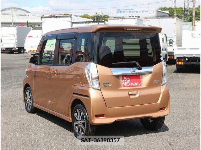 Nissan DAYZ ROOX 2017-05 6641464-28