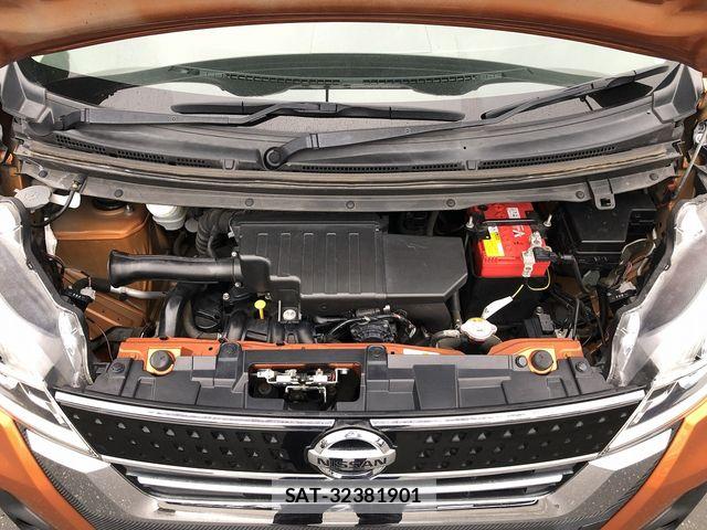 Nissan DAYZ ROOX 2018-01 6671110-9
