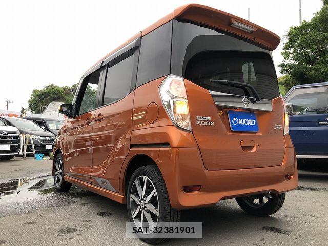 Nissan DAYZ ROOX 2018-01 6671110-7