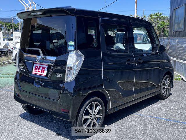 Nissan DAYZ ROOX 2018-09 6675654-2