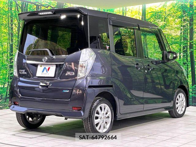 Nissan DAYZ ROOX 2015-09 6751307-16