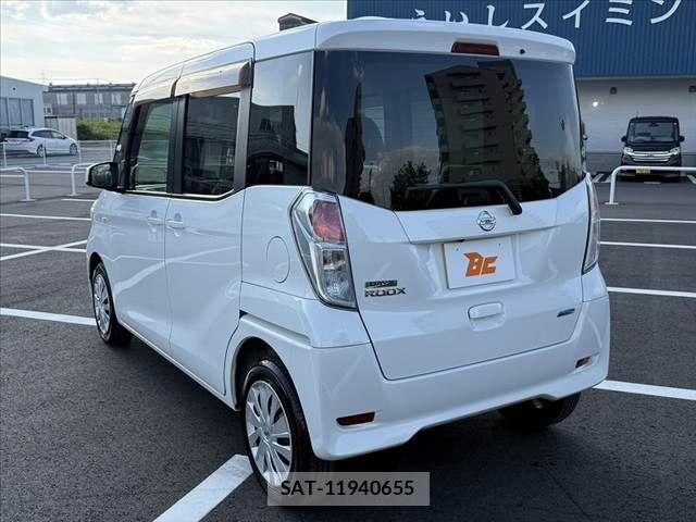 Nissan DAYZ ROOX 2015-12 6751327-12