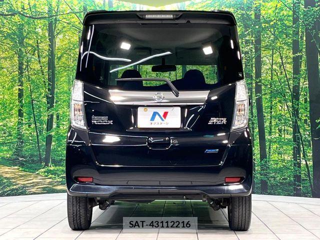 Nissan DAYZ ROOX 2014-08 6790979-14