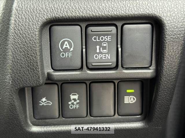 Nissan DAYZ ROOX 2017-04 6790973-2