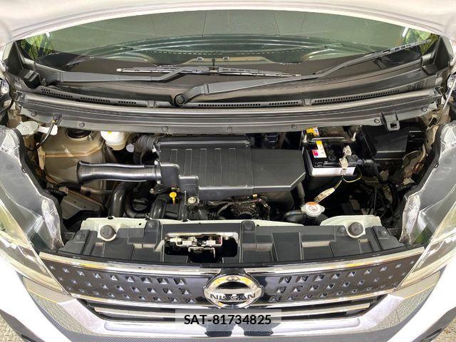 Nissan DAYZ ROOX 2018-04 6814646-17